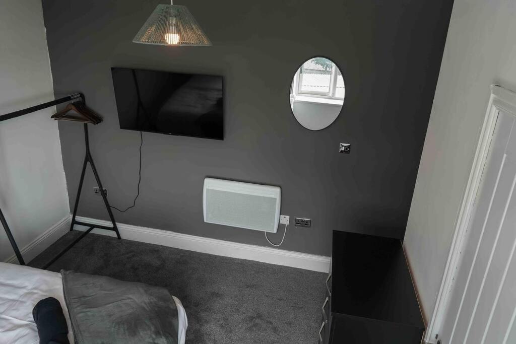 Stunning Two Bed City Centre Apartment Leeds  Bagian luar foto