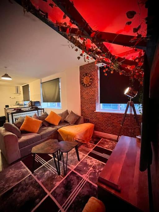 Stunning Two Bed City Centre Apartment Leeds  Bagian luar foto