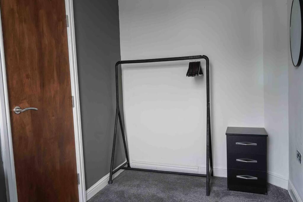 Stunning Two Bed City Centre Apartment Leeds  Bagian luar foto