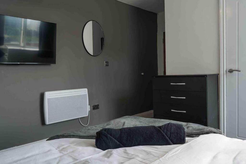 Stunning Two Bed City Centre Apartment Leeds  Bagian luar foto