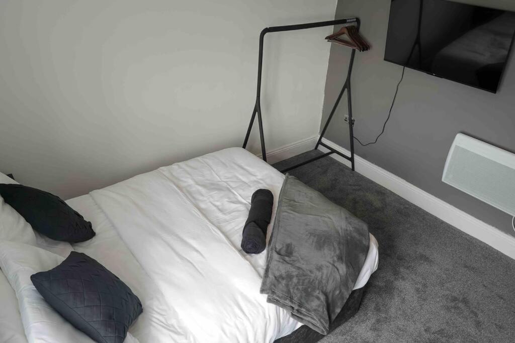 Stunning Two Bed City Centre Apartment Leeds  Bagian luar foto